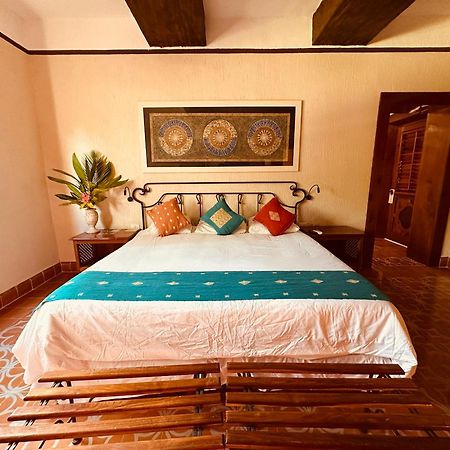 Hacienda Uxmal Plantation & Museum Hotel Buitenkant foto