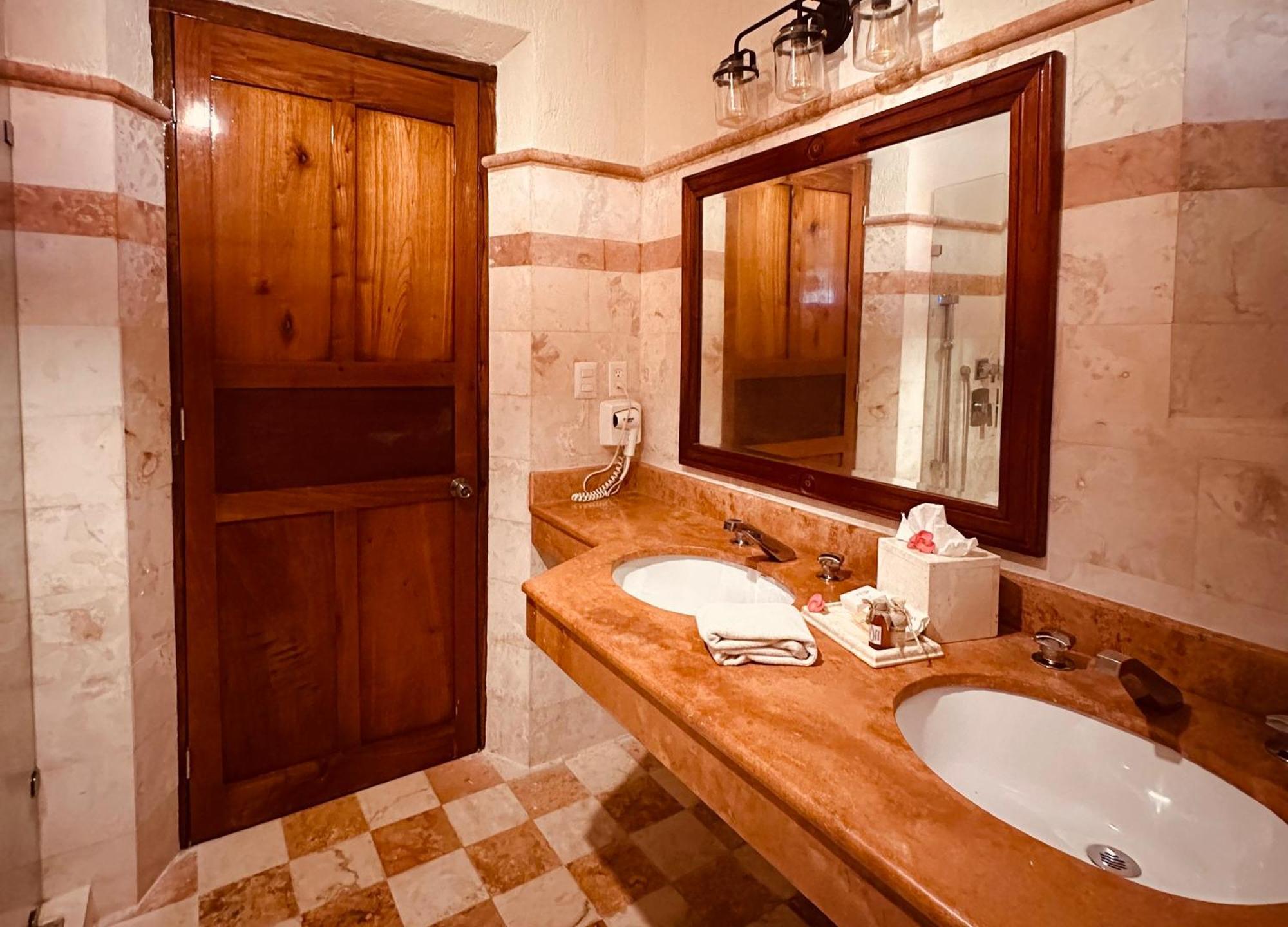 Hacienda Uxmal Plantation & Museum Hotel Buitenkant foto
