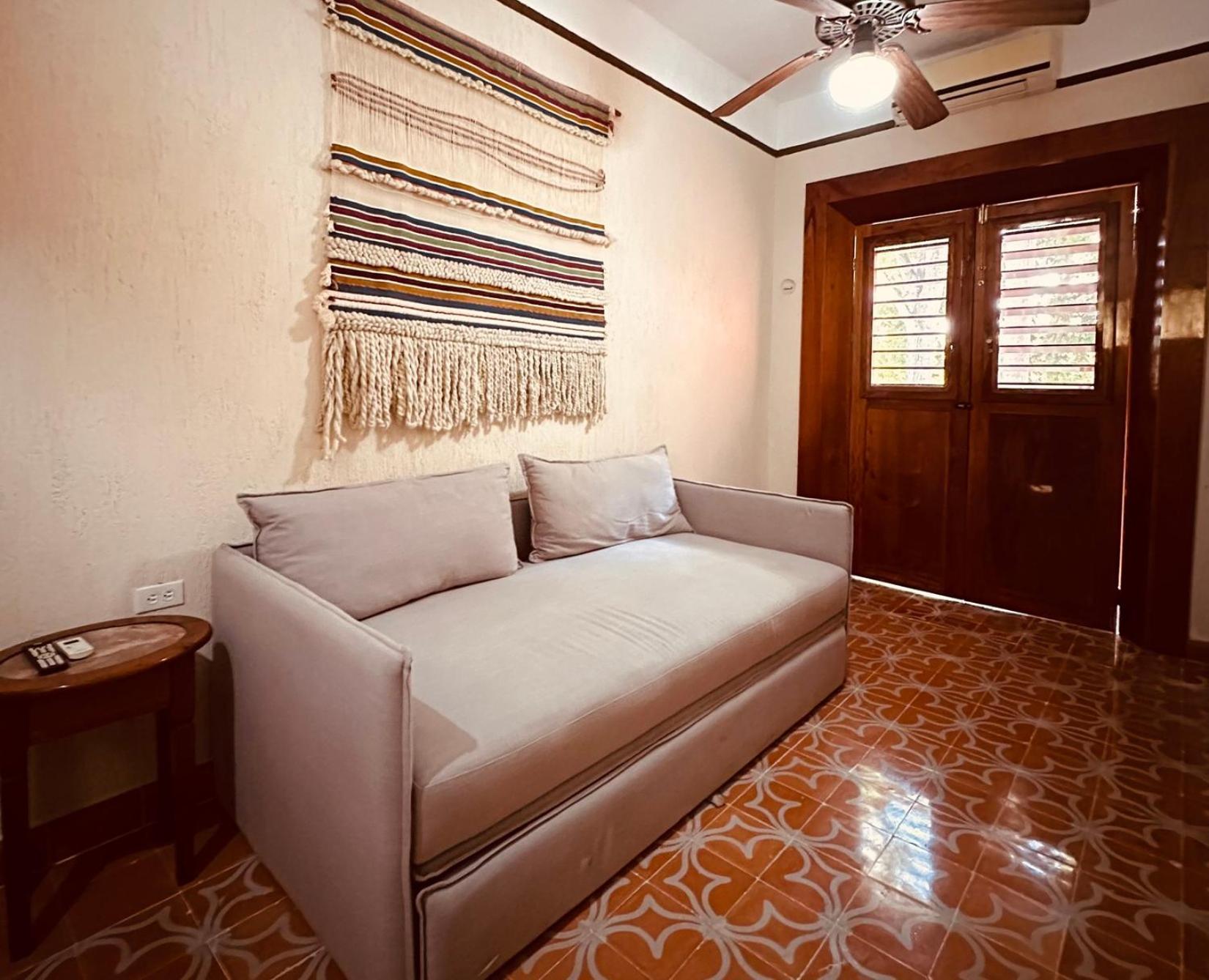 Hacienda Uxmal Plantation & Museum Hotel Buitenkant foto