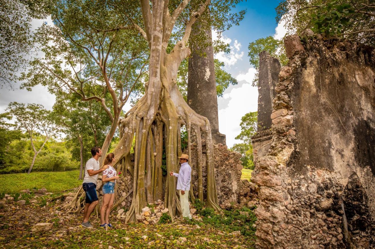 Hacienda Uxmal Plantation & Museum Hotel Buitenkant foto